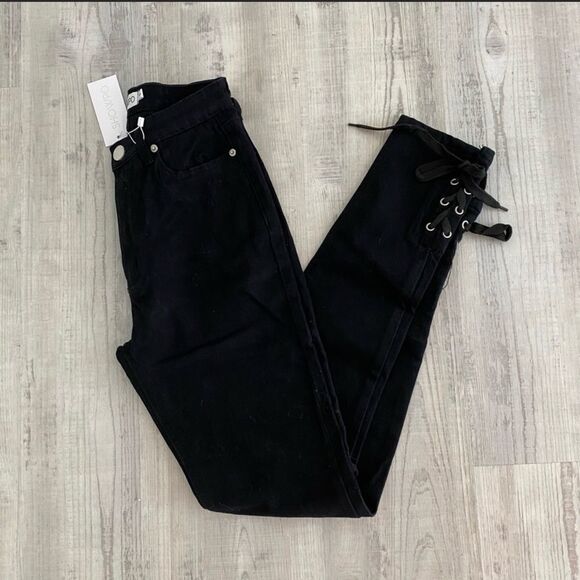 Jeans with strappy ankle design - Picture 1 of 2